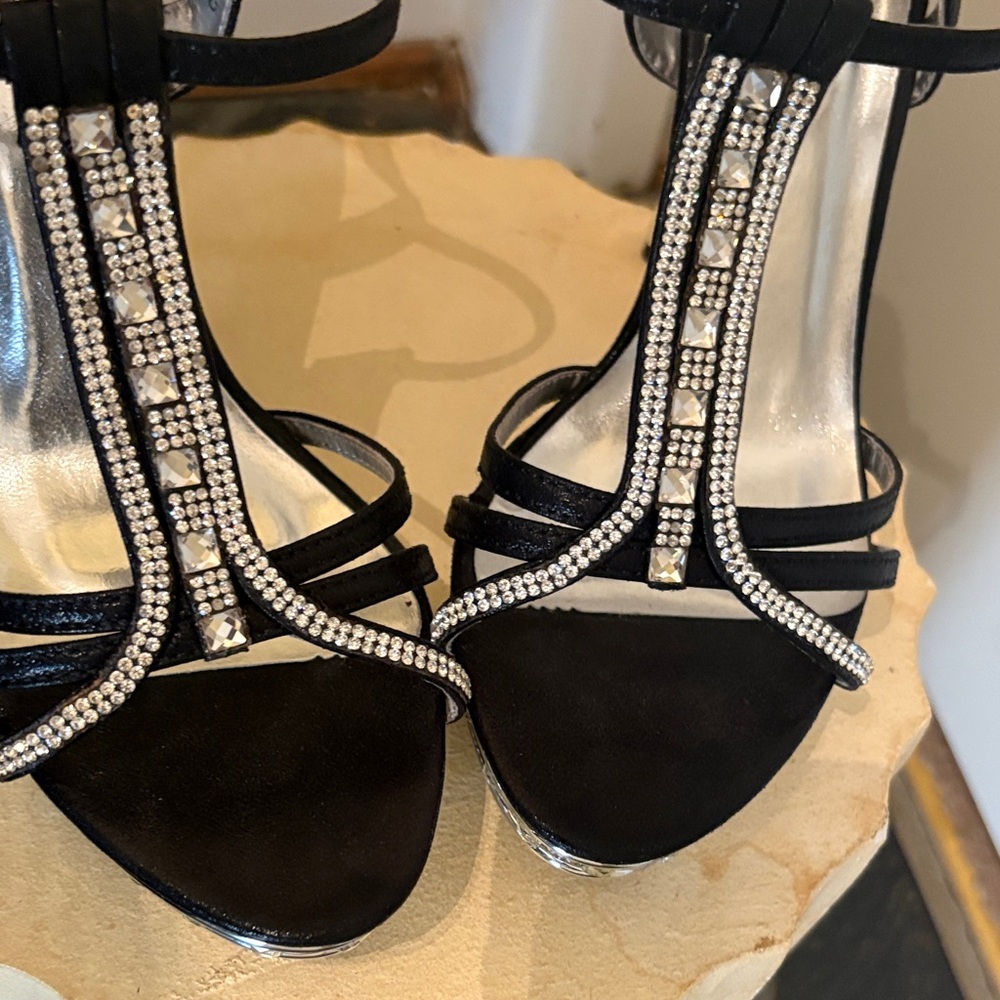 Herve Leger Edith Black Rhinestone T Strap Platform Heels Size 7.5